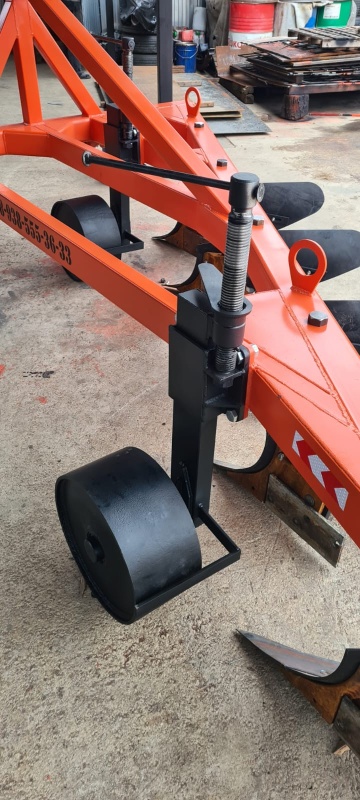 Плуг отвальный ПЛН 5-35 (5 корпусов) купить в Донецке – «БДН-АгроКубань», 7