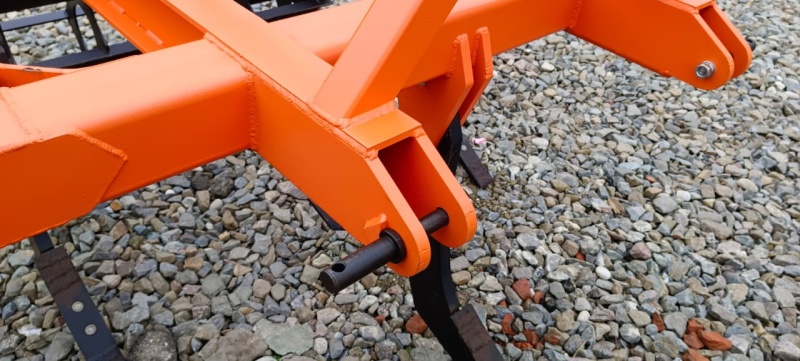 Плуг чизельный ПЧН 1,6 с планчатым катком купить в Донецке – «БДН-АгроКубань», 5