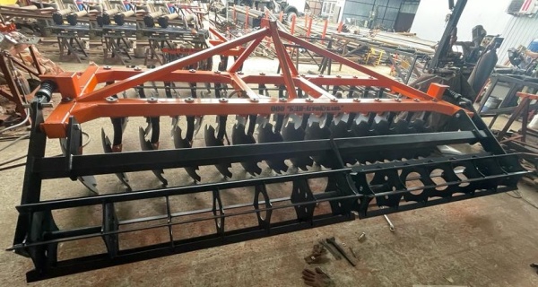 Борона дисковая навесная БДН 4х2Н, 26 рабочих органов купить в Донецке – «БДН-АгроКубань», 2