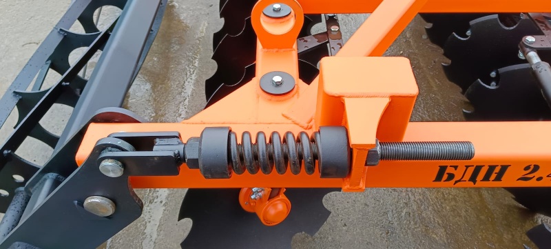 Борона дисковая навесная БДН 2,4х2Н с амортизаторами катка, 14 рабочих органов купить в Донецке – «БДН-АгроКубань», 6