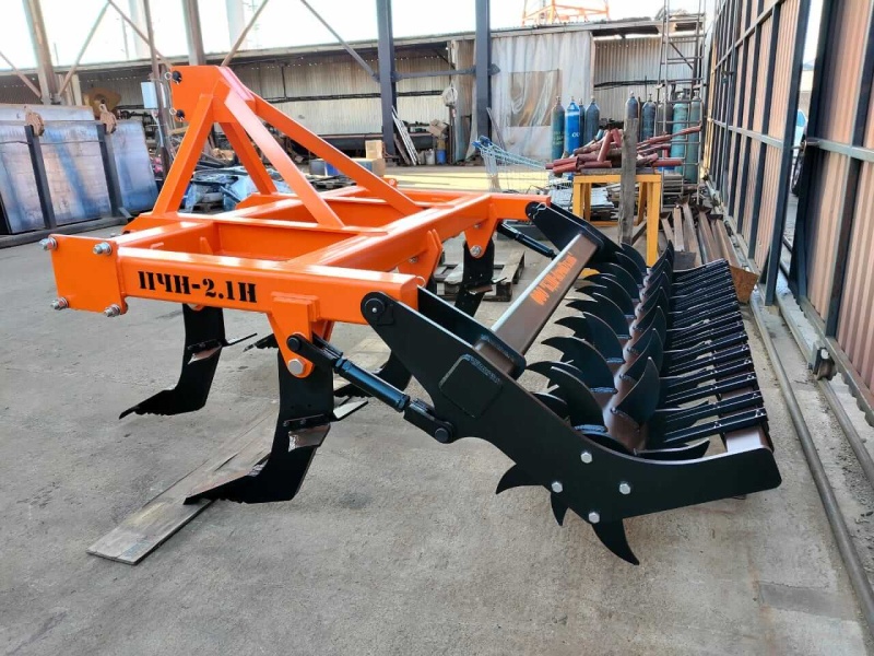 Плуг чизельный навесной ПЧН-2,1Н с зубчатым катком купить в Донецке – «БДН-АгроКубань», 4