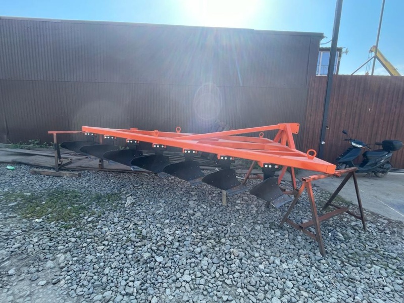 Плуг отвальный ПЛН 7-35 (7 корпусов) купить в Донецке – «БДН-АгроКубань», 5