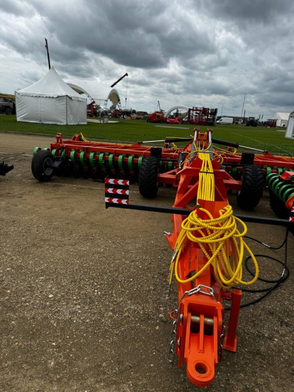 Лущильник мульчировщик дисковый прицепной «АВРОРА» ЛД-8Л (евро-складывание) ЛАФЕТ купить в Донецке – «БДН-АгроКубань», 4